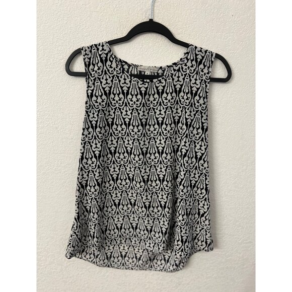Moa Moa Womens Sleeveless Black & White Patterned Top size Medium - Picture 1 of 6